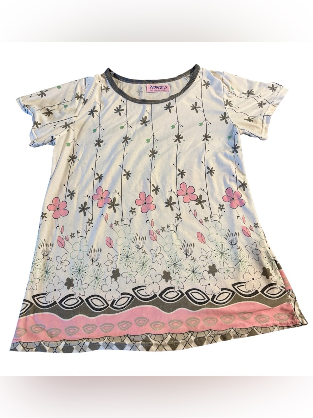 Nine’s EUC Women’s Blouse